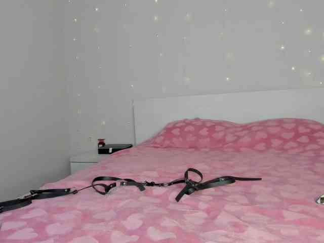 Crystal-Charm webcam