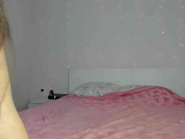 Crystal-Charm webcam