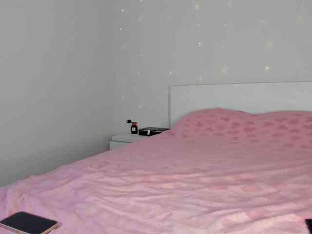Crystal-Charm webcam