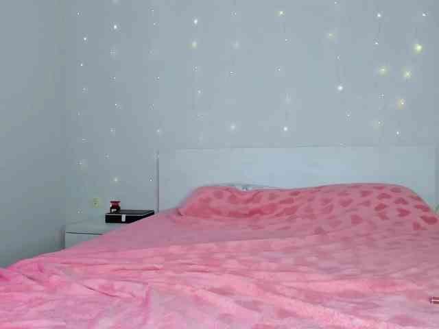 Crystal-Charm webcam