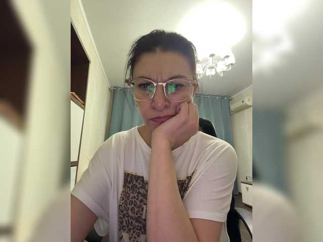 IriskaMai's BongaCams show and profile