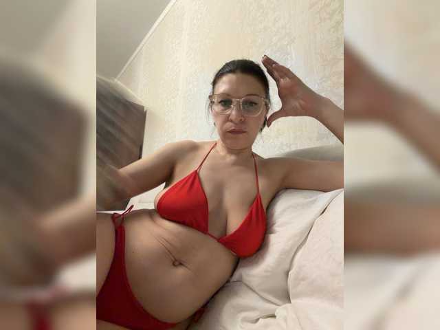 IriskaMai's BongaCams show and profile