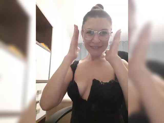 webcam online porn IriskaMai