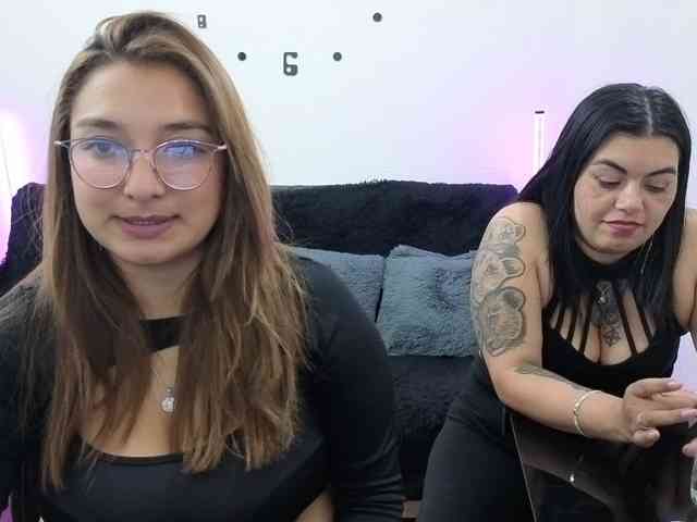 live chatroom Karla-green