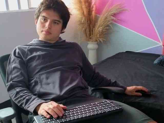 invincible200 invincible200