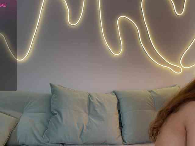 EvaCollins webcam