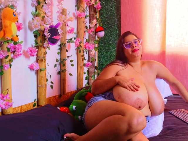 nathalia-correa's BongaCams show and profile