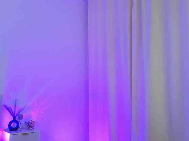 Julesnight Live Webcam on BongaCams