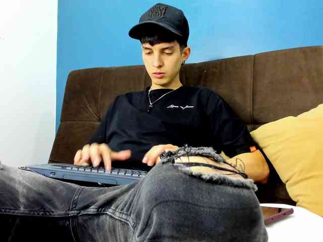 Jheampiero Jheampiero