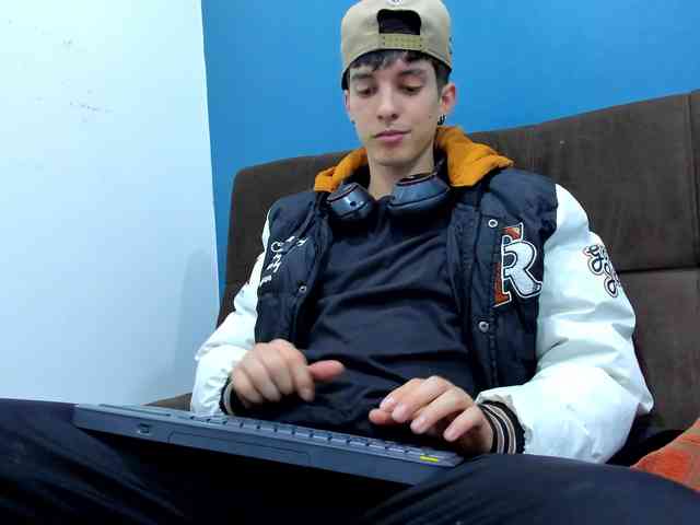 Jheampiero Jheampiero