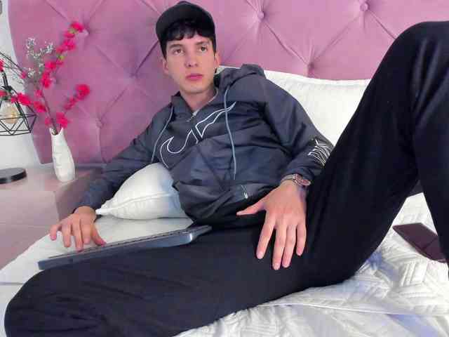 Jheampiero Jheampiero