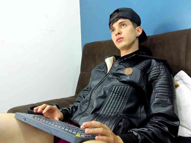 Jheampiero Jheampiero