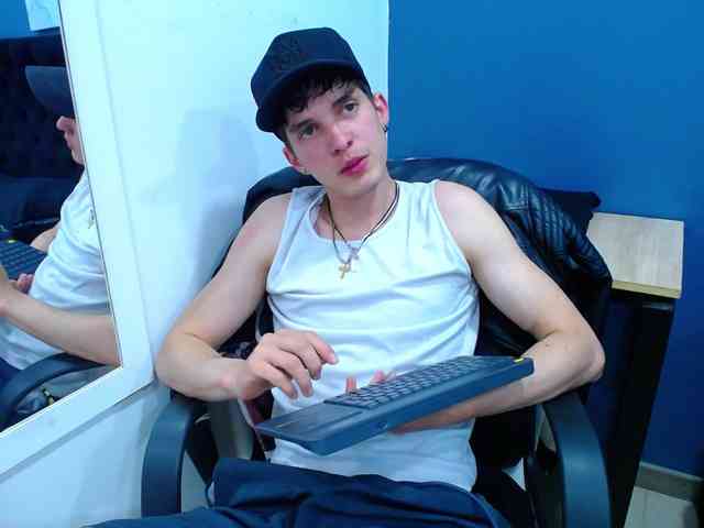 Jheampiero Jheampiero