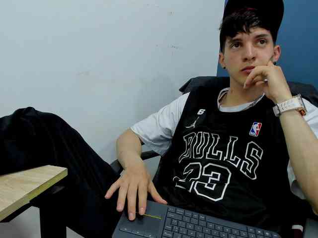 Jheampiero Jheampiero