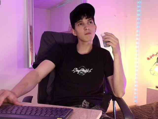 Jheampiero Jheampiero