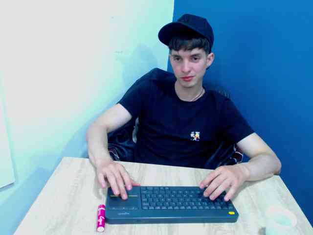 Jheampiero Jheampiero