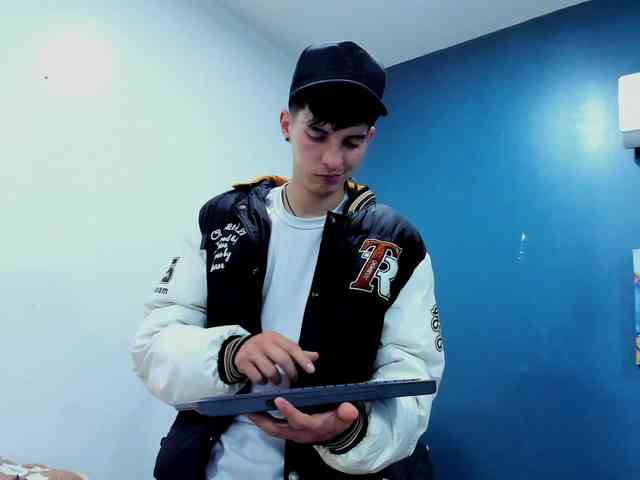 Jheampiero Jheampiero