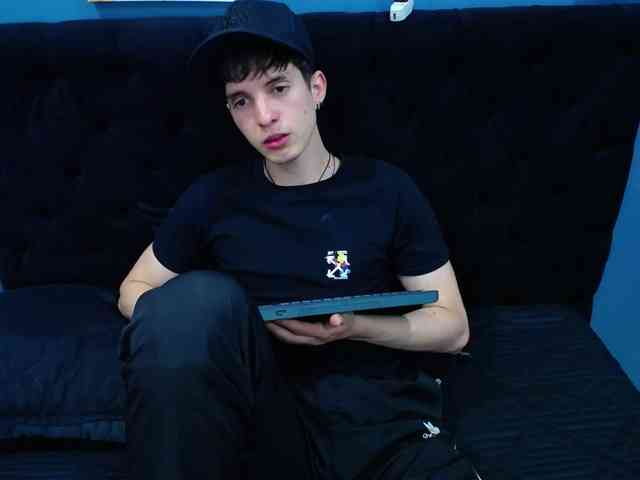 Jheampiero Jheampiero