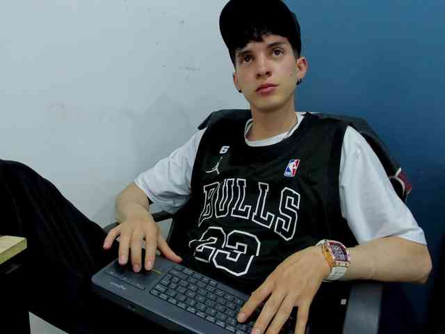 Jheampiero Jheampiero