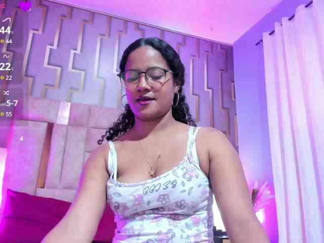 emma-arias webcam
