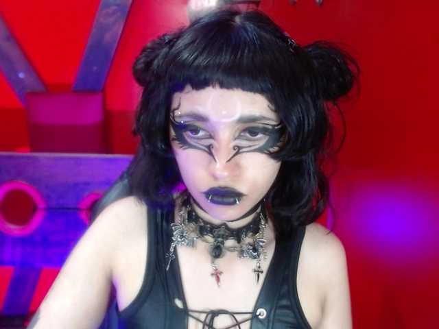  bathoryariax chat room