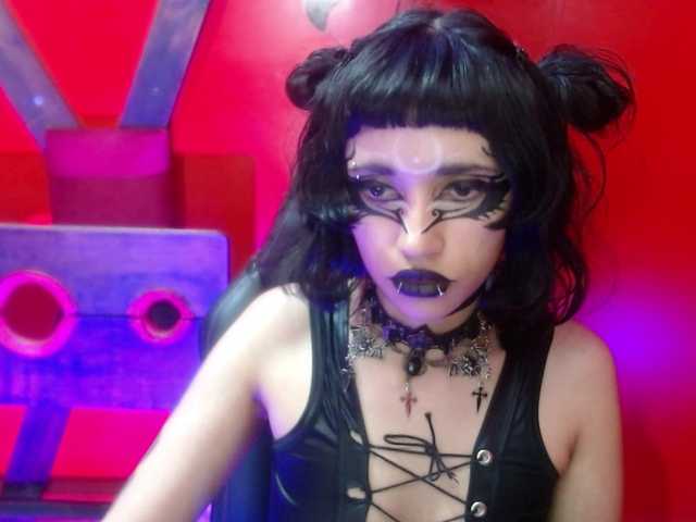  bathoryariax chat room