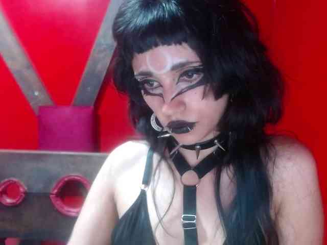 online web cam Bathoryariax