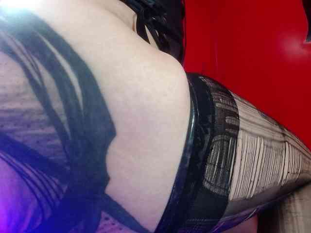 CountessBathory webcam