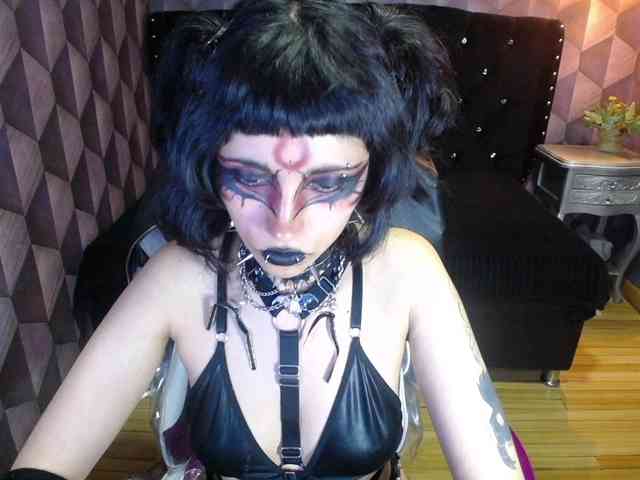 CountessBathory webcam