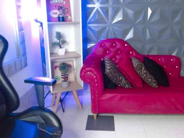 maite-ebony Live Webcam on BongaCams