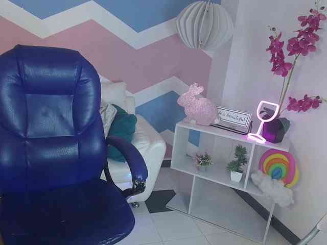 maite-ebony's webcam live show