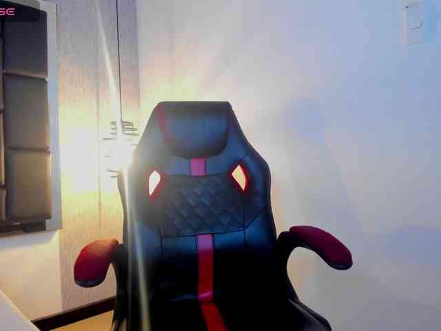 Dahlia-LustVc webcam