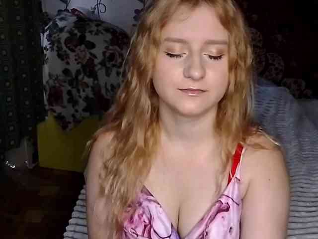 NicoleAniston19 webcam