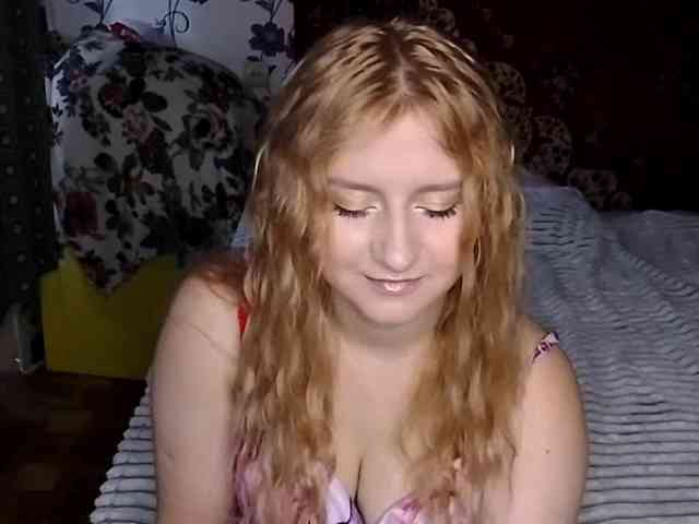 NicoleAniston19 webcam