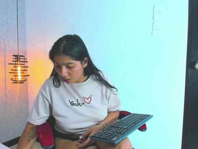 lunawildvc webcam