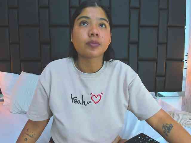 lunawildvc webcam