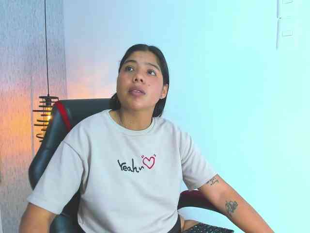 lunawildvc webcam