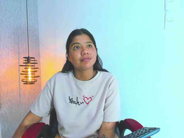 lunawildvc webcam
