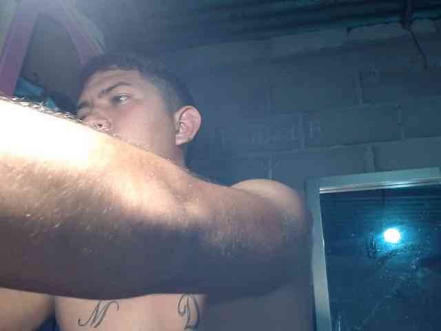 Couplefantasy30 webcam