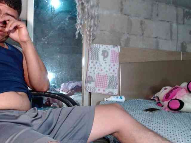 Couplefantasy30 webcam