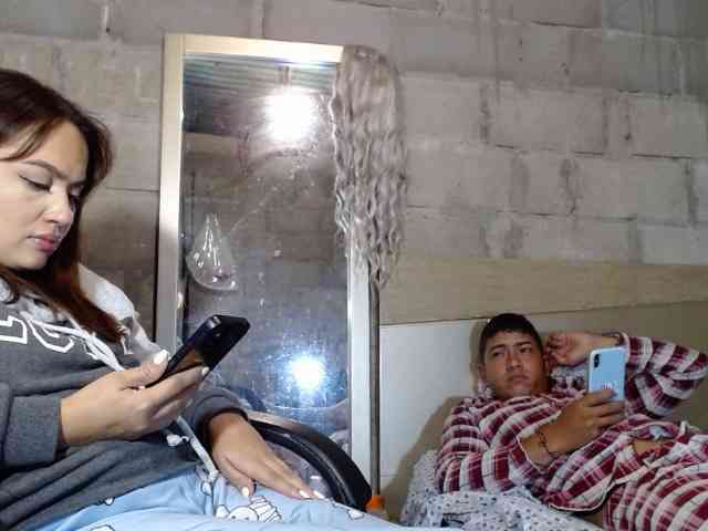 Couplefantasy30 webcam
