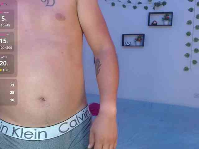 Couplefantasy30 webcam