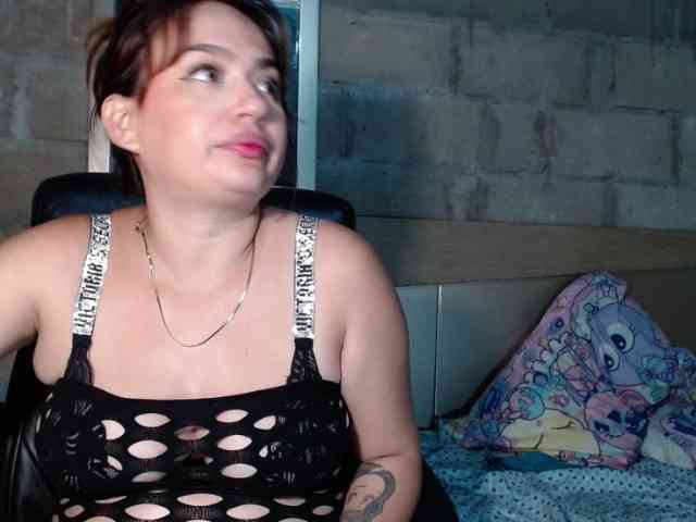 webcam striptease Couplefantasy30