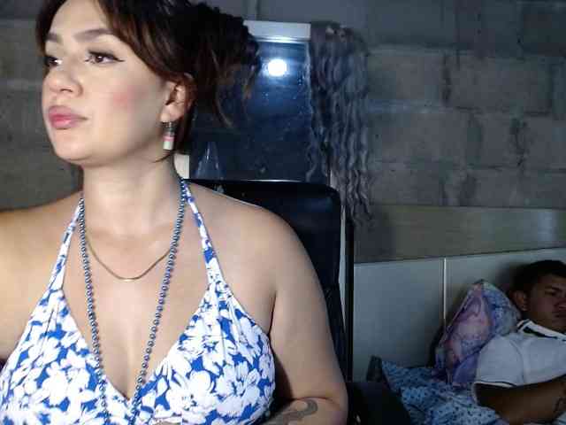 Couplefantasy30 webcam