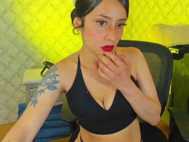 llittlebicth3 llittlebicth3