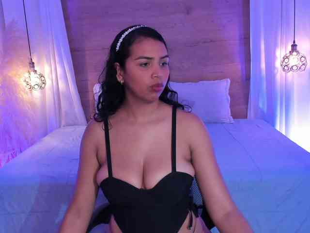 Artemisa1 Live Webcam on BongaCams
