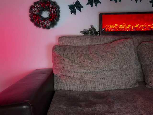 PinkFoxya's BongaCams show and profile