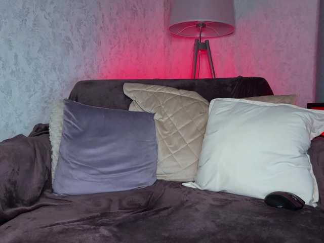 go to chat with PinkFoxya