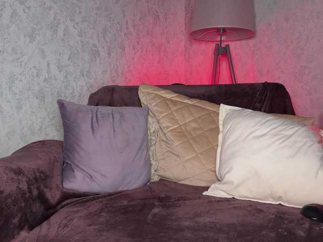 PinkFoxya's BongaCams show and profile