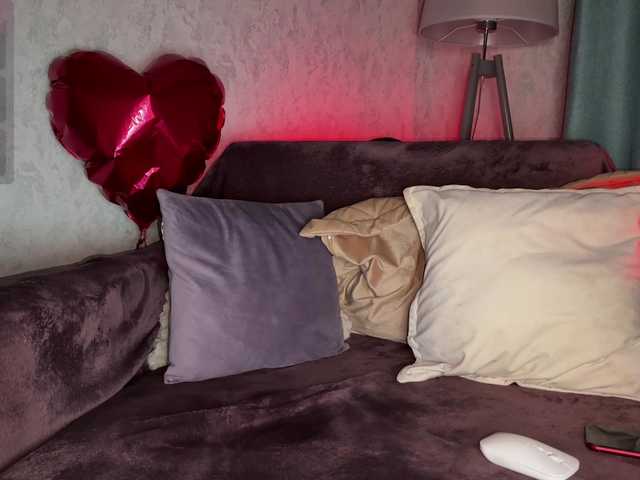 PinkFoxya's BongaCams show and profile